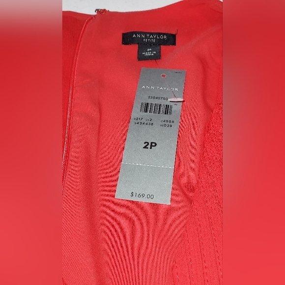 Ann Taylor Petite Bright Orange Sleeveless Fitted Dress NWT - Picture 4 of 9